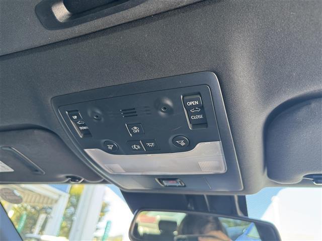 ＩＳ ＩＳ３００ｈ　Ｆスポーツ　サンルーフ　純正ナビ　マークレビンソン　バックカメラ　フルセグＴＶ　Ｂｌｕｅｔｏｏｔｈ　ビルトインＥＴＣ　黒革シート　純正１９インチＡＷ　レーダークルコン　パワーシート　ベンチレーション（31枚目）