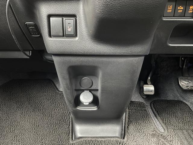 スペーシアカスタム ハイブリッドXS 純正SDナビ(DVD/フルセグTV/Bluetooth/USB) アラウンドビューモニター 両側パワースライドドア ハーフレザーシート セーフティサポート ETC シートヒーター HUD ドラレコ(19枚目)