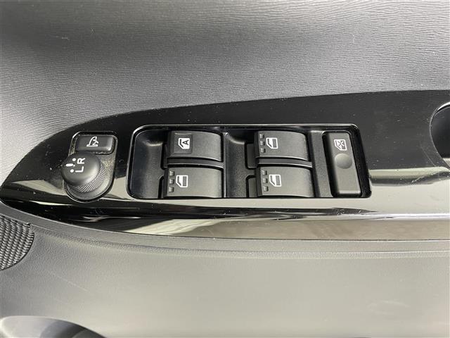 タント カスタムＸ　トップエディションＳＡ　衝突軽減ブレーキ　純正ナビ／ＴＶ　Ｂｌｕｅｔｏｏｔｈ　ＤＶＤ　バックカメラ　片側パワースライドドア　ステアリングスイッチ　オートライト　スマートキー　プッシュスタート　ハーフレザーシート　電格ミラー（20枚目）