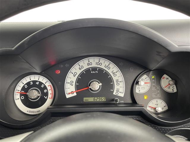 ＦＪクルーザー ベースグレード　純正ナビ　フルセグ　ＣＤ　ＤＶＤ　Ｂｌｕｅｔｏｏｔｈ　バックカメラ　４ＷＤ　フロアマット　ドアバイザー　保証書　取扱説明書　スペアキー（3枚目）
