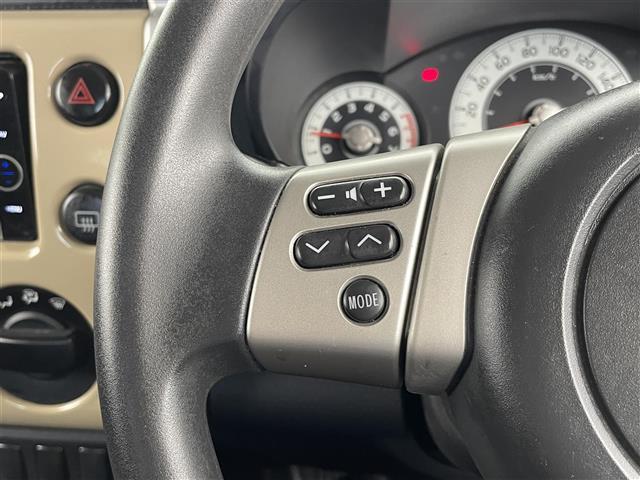 ＦＪクルーザー ベースグレード　純正ナビ　フルセグ　ＣＤ　ＤＶＤ　Ｂｌｕｅｔｏｏｔｈ　バックカメラ　４ＷＤ　フロアマット　ドアバイザー　保証書　取扱説明書　スペアキー（5枚目）