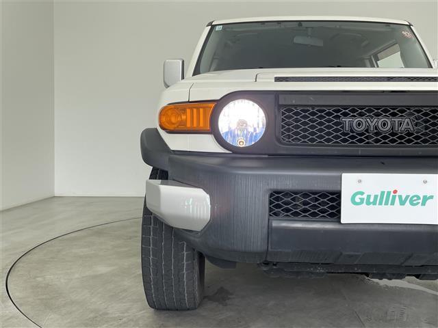 ＦＪクルーザー ベースグレード　純正ナビ　フルセグ　ＣＤ　ＤＶＤ　Ｂｌｕｅｔｏｏｔｈ　バックカメラ　４ＷＤ　フロアマット　ドアバイザー　保証書　取扱説明書　スペアキー（39枚目）