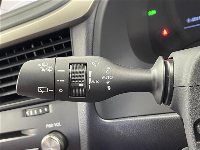 ＲＸ ＲＸ４５０ｈ　Ｆスポーツ　ムーンルーフ　パノラミックビュモニター　プリクラッシュセーフティー　ブラインドスポットモニター　前方ドライブレコーダー　電動パーキングブレーキ　オートブレーキホールド　パワーバックドア　保証書　取説（14枚目）