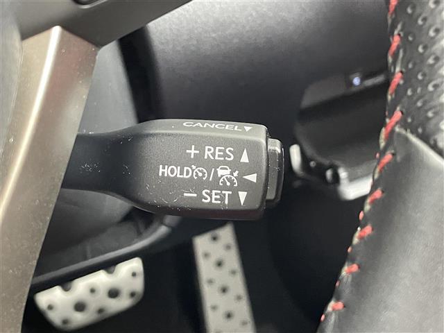 ＲＸ ＲＸ４５０ｈ　Ｆスポーツ　ムーンルーフ　パノラミックビュモニター　プリクラッシュセーフティー　ブラインドスポットモニター　前方ドライブレコーダー　電動パーキングブレーキ　オートブレーキホールド　パワーバックドア　保証書　取説（16枚目）