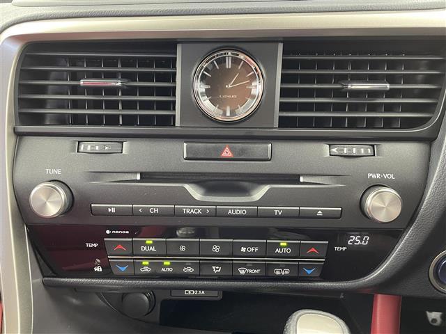 ＲＸ ＲＸ４５０ｈ　Ｆスポーツ　ムーンルーフ　パノラミックビュモニター　プリクラッシュセーフティー　ブラインドスポットモニター　前方ドライブレコーダー　電動パーキングブレーキ　オートブレーキホールド　パワーバックドア　保証書　取説（17枚目）