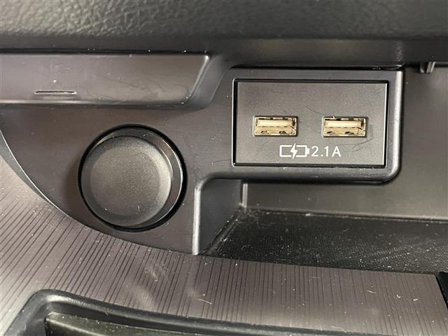 ＲＸ ＲＸ４５０ｈ　Ｆスポーツ　ムーンルーフ　パノラミックビュモニター　プリクラッシュセーフティー　ブラインドスポットモニター　前方ドライブレコーダー　電動パーキングブレーキ　オートブレーキホールド　パワーバックドア　保証書　取説（18枚目）