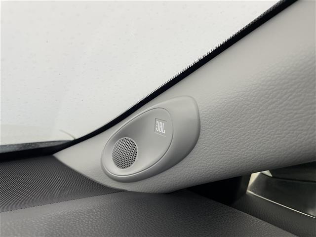 カムリ Ｇレザーパッケージ　ワンオーナ　モデリスタエアロ　純正ナビ　フルセグ　ＤＶＤ　Ｂｌｕｅｔｏｏｔｈ　プリクラッシュセーフティー　ヘッドアップディスプレイ　レザーシート　パワーシート　オートブレーキホールド　ビルトインＥＴＣ（16枚目）