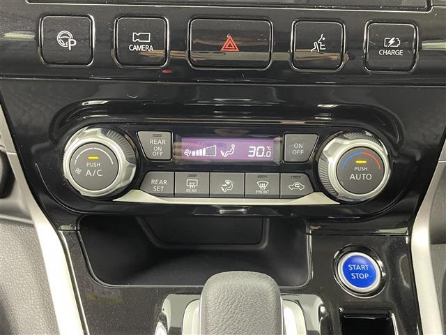 セレナ ｅ－パワー　ハイウェイスターＶ　プロパイロット　レーダークルーズコントロール　レザーシート　シートヒーター　フリップダウンモニター　ＥＴＣ　アラウンドビューモニター　ステアリングヒーター　電動パーキング　オートブレーキホールド（16枚目）
