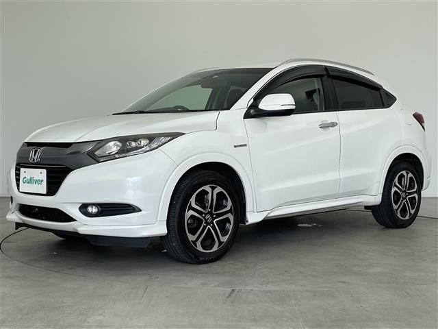 ヴェゼル ハイブリッドＺ　純正ナビ　シートヒーター　純正アルミホイル１７インチ　純正フロアマット　ルーフレール　オートブレーキホールド　ＨＤＭＩ入力端子　ＵＳＢ入力端子　革巻ステアリング　ハーフレザー　スペアキー　バックカメラ（35枚目）