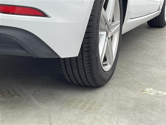 A3 スポーツバック30TFSI 純正ナビ/純正アルミホイル16インチ/バックカメラ/クルーズコントロール/ステアリングスイッチ/コーナーセンサー/プッシュスタート/USB入力端子/スペアキー/取扱説明書/フロアマット/ETC(39枚目)