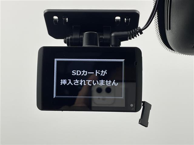 セレナ ハイウェイスター　プロパイロットエディション　プロパイロット　純正ナビ　Ｂｌｕｅｔｏｏｔｈ　ＣＤ　ＤＶＤ　フルセグ　フリップダウンモニター　ビルトインＥＴＣ　ドライブレコーダー　オートブレーキホールド　バックカメラ　純正アルミホイール（10枚目）