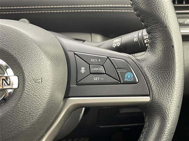 セレナ ハイウェイスター　プロパイロットエディション　プロパイロット　純正ナビ　Ｂｌｕｅｔｏｏｔｈ　ＣＤ　ＤＶＤ　フルセグ　フリップダウンモニター　ビルトインＥＴＣ　ドライブレコーダー　オートブレーキホールド　バックカメラ　純正アルミホイール（16枚目）