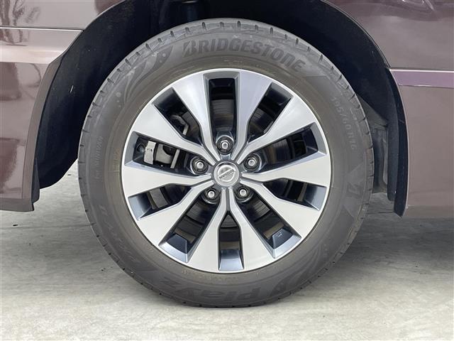 セレナ ハイウェイスター　プロパイロットエディション　プロパイロット　純正ナビ　Ｂｌｕｅｔｏｏｔｈ　ＣＤ　ＤＶＤ　フルセグ　フリップダウンモニター　ビルトインＥＴＣ　ドライブレコーダー　オートブレーキホールド　バックカメラ　純正アルミホイール（41枚目）