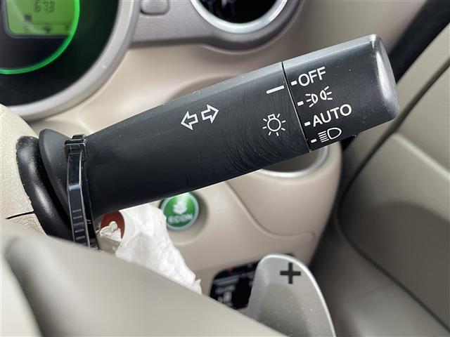 Ｎ－ＢＯＸ Ｇ・ターボＬパッケージ　純正ナビ　フルセグ　Ｂｌｕｅｔｏｏｔｈ　ＣＤ　ＤＶＤ　バックカメラ　ＥＴＣ　衝突軽減ブレーキ　ステアリングスイッチ　パドルシフト　両側パワースライドドア　プッシュスマート　スマートキー（8枚目）