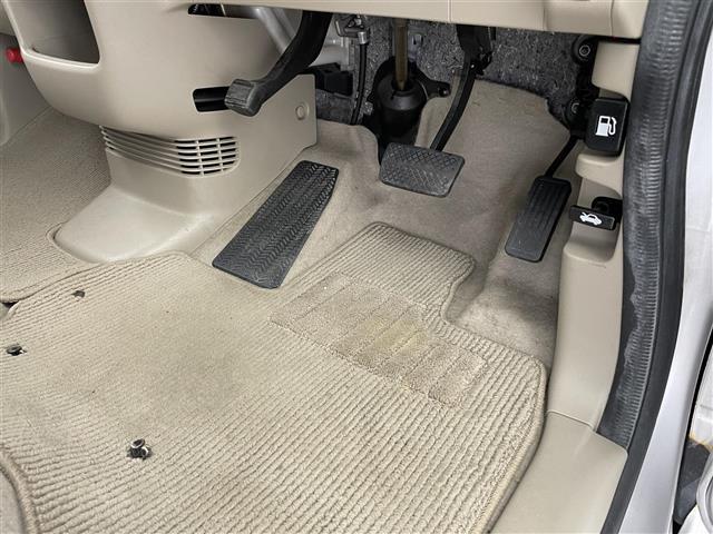 Ｎ－ＢＯＸ Ｇ・ターボＬパッケージ　純正ナビ　フルセグ　Ｂｌｕｅｔｏｏｔｈ　ＣＤ　ＤＶＤ　バックカメラ　ＥＴＣ　衝突軽減ブレーキ　ステアリングスイッチ　パドルシフト　両側パワースライドドア　プッシュスマート　スマートキー（20枚目）