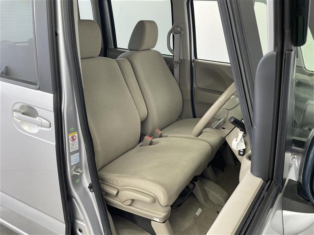 Ｎ－ＢＯＸ Ｇ・ターボＬパッケージ　純正ナビ　フルセグ　Ｂｌｕｅｔｏｏｔｈ　ＣＤ　ＤＶＤ　バックカメラ　ＥＴＣ　衝突軽減ブレーキ　ステアリングスイッチ　パドルシフト　両側パワースライドドア　プッシュスマート　スマートキー（27枚目）