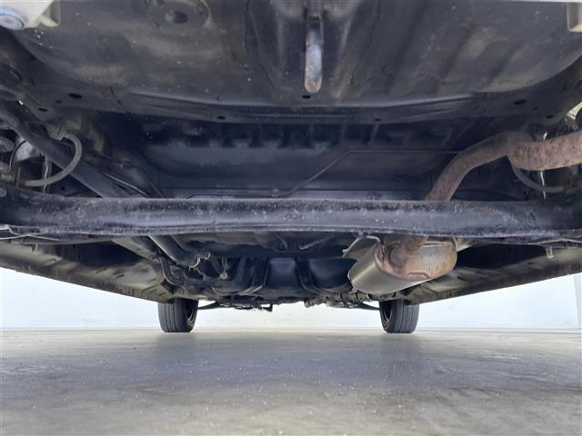 Ｎ－ＢＯＸ Ｇ・ターボＬパッケージ　純正ナビ　フルセグ　Ｂｌｕｅｔｏｏｔｈ　ＣＤ　ＤＶＤ　バックカメラ　ＥＴＣ　衝突軽減ブレーキ　ステアリングスイッチ　パドルシフト　両側パワースライドドア　プッシュスマート　スマートキー（42枚目）