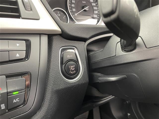 ３シリーズ ３２０ｉツーリング　純正ナビ　Ｂｌｕｅｔｏｏｔｈ　ＣＤ　ＤＶＤ　バックカメラ　衝突軽減ブレーキ　ＥＴＣ　前席パワーシート　クルーズコントロール　パワーバックドア　ステアリングスイッチ　純正アルミホイール（20枚目）