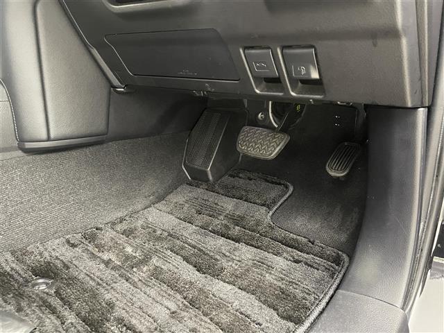 ランドクルーザープラド TX Lパッケージ サンルーフ ドライブレコーダー ビルトインETC フルセグTV 前席パワーシート 前席シートヒーター・エアシート レザーシート トヨタセーフティセンス(22枚目)