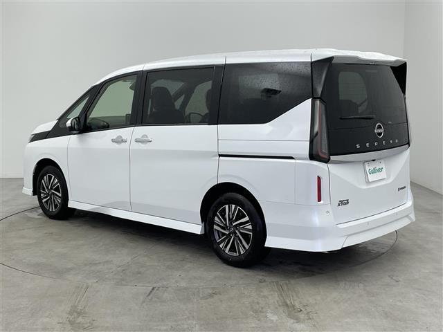 セレナ ｅ－パワー　ハイウェイスターＶ　アドバンスドドライブアシストディスプレイ（１２．３インチカラーディスプレイ）　アラウンドビューモニター　インテリジェント　ルームミラー　両側パワースライドドア（37枚目）