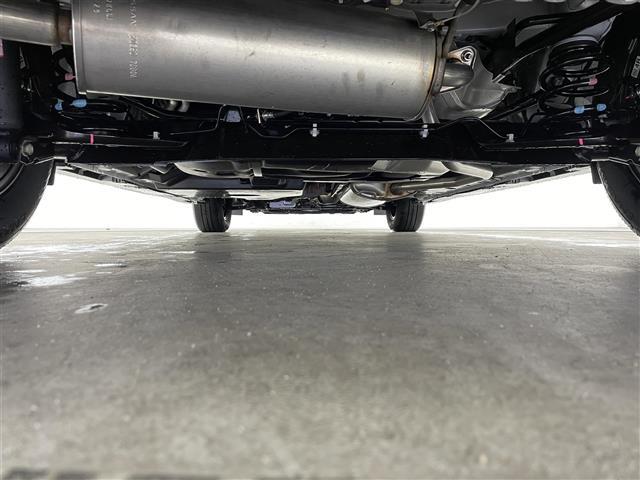 セレナ ｅ－パワー　ハイウェイスターＶ　アドバンスドドライブアシストディスプレイ（１２．３インチカラーディスプレイ）　アラウンドビューモニター　インテリジェント　ルームミラー　両側パワースライドドア（42枚目）