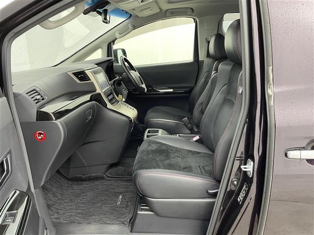 ヴェルファイア ２．４Ｚ　ゴールデンアイズＩＩ　ワンオーナー／純正ＨＤＤナビ／モデリスタ／サンルーフ／後部座席モニター／電動リアゲート／両側パワスラ／コーナーセンサー／１００Ｖ充電／ＭＴモード／クルコン／バックカメラ／純正アルミホイル（26枚目）