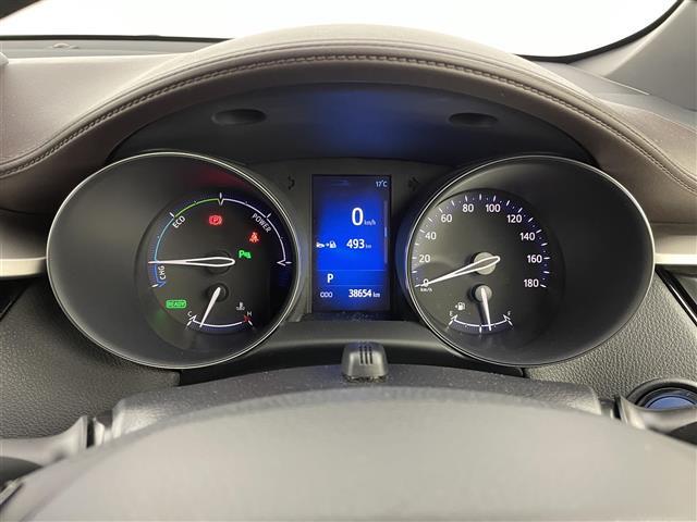 C-HR G ワンオーナー/純正SDナビ/デジタルインナーミラー/コーナーセンサー/オートブレーキホールド/シートヒーター/バックカメラ/電動格納ミラー/ステアリングスイッチ/革巻ステアリング/革巻シフトノブ(6枚目)