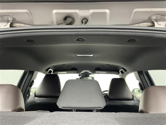 C-HR G ワンオーナー/純正SDナビ/デジタルインナーミラー/コーナーセンサー/オートブレーキホールド/シートヒーター/バックカメラ/電動格納ミラー/ステアリングスイッチ/革巻ステアリング/革巻シフトノブ(31枚目)