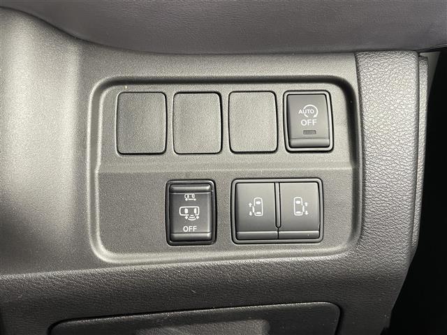 セレナ ハイウェイスター　Ｖ　純正ナビ　アラウンドビューモニター　フリップダウンモニター　前方ドライブレコーダー　ビルトインＥＴＣ　プロパイロット　両側パワースライドドア　オートライト　Ｂｌｕｅｔｏｏｔｈ　ＣＤ　ＤＶＤ　フルセグ（15枚目）