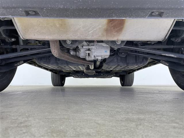 ジープ・レネゲード トレイルホーク ディスプレイオーディオ ETC バックカメラ ステアリングスイッチ オートクルーズコントロール 前後ドライブレコーダー LEDヘッドライト 純正アルミホイール オートライト スマートキー(43枚目)