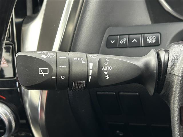 アルファード 2.5S Cパッケージ 社外ナビ Bluetooth CD DVD フリップダウンモニター サンルーフ ETC パワーシート 運転席ポジションメモリー バックカメラ 前方ドライブレコーダー オートブレーキホールド(8枚目)