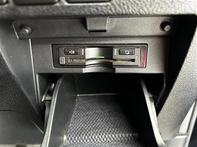 アルファード 2.5S Cパッケージ 社外ナビ Bluetooth CD DVD フリップダウンモニター サンルーフ ETC パワーシート 運転席ポジションメモリー バックカメラ 前方ドライブレコーダー オートブレーキホールド(38枚目)