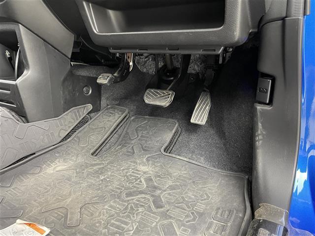 クロスビー ＨＹＢＲＩＤ　ＭＺ　純正８インチナビ（ＣＤ／ＤＶＤ／ＢＴ／フルセグ）　全方位カメラ　バックカメラ　スマートキー　プッシュスタート　ＥＴＣ　フォグ　ＬＥＤヘッドライト　クルコン　パドルシフト　純正１６インチアルミホイール（21枚目）