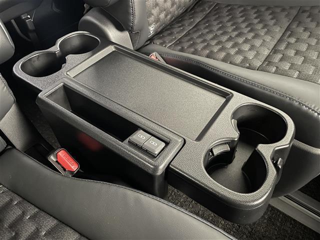 ヴォクシー S-Z 純正ナビ フリップダウンモニター フルセグ Bluetooth CD DVD アダクティブクルーズコントロール Bluetooth ハーフレザーシート 前後席シートヒーター 電動リアゲート(18枚目)