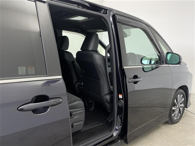 ヴォクシー S-Z 純正ナビ フリップダウンモニター フルセグ Bluetooth CD DVD アダクティブクルーズコントロール Bluetooth ハーフレザーシート 前後席シートヒーター 電動リアゲート(26枚目)