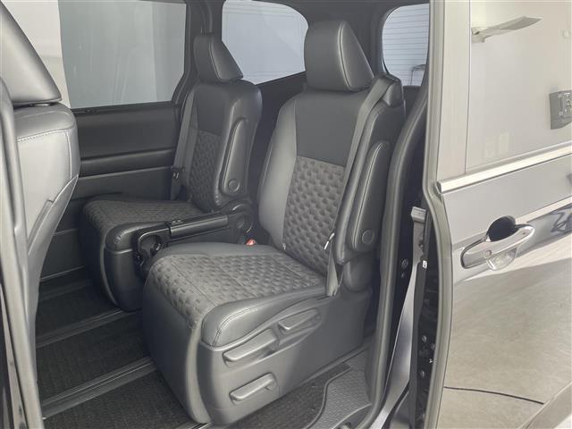 ヴォクシー S-Z 純正ナビ フリップダウンモニター フルセグ Bluetooth CD DVD アダクティブクルーズコントロール Bluetooth ハーフレザーシート 前後席シートヒーター 電動リアゲート(29枚目)