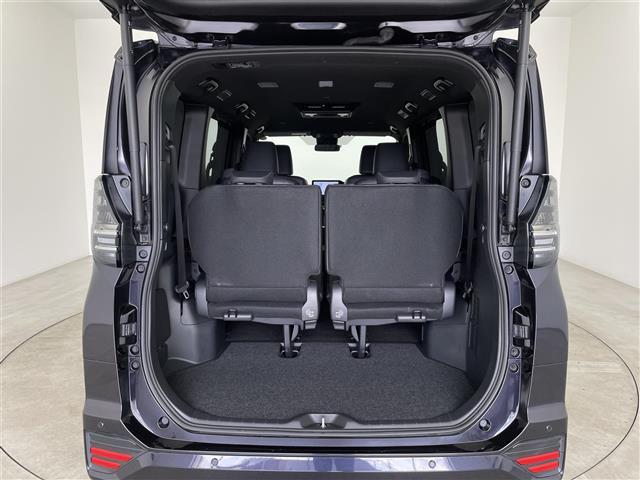 ヴォクシー S-Z 純正ナビ フリップダウンモニター フルセグ Bluetooth CD DVD アダクティブクルーズコントロール Bluetooth ハーフレザーシート 前後席シートヒーター 電動リアゲート(31枚目)