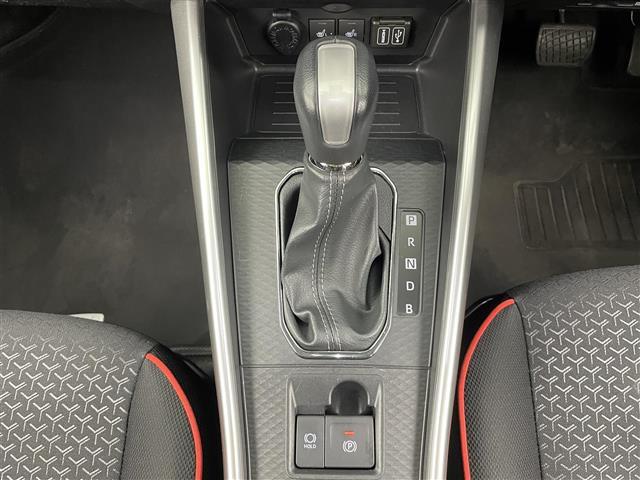 ライズ Ｚ　純正ディスプレイオーディオ　ＥＴＣ　Ｂｌｕｅｔｏｏｔｈ　ｃａｒｐｌａｙ　パノラミックビューモニタ　電動パーキングブレーキ　オートブレーキホールド　フルセグ　シートヒーター　レーダークルーズコントロール（17枚目）