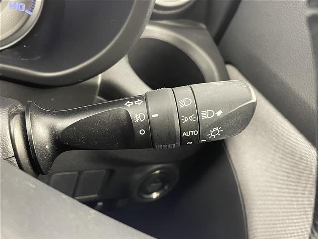 キャスト アクティバＧ　ＳＡＩＩ　社外ナビ　ＴＶ　Ｂｌｕｅｔｏｏｔｈ　バックカメラ　ＬＥＤ　プッシュスタート　純正フロアマット　ＥＴＣ　ドアバイザー（6枚目）