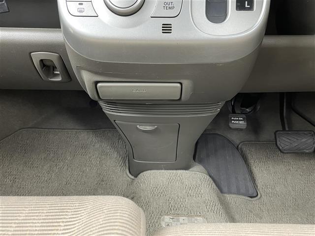 ＭＲワゴン Ｘ　純正オーディオ　純正フロアマット　社外アルミホイル１３インチ　スマートキー　オートライト　ドアバイザー　取扱説明書（15枚目）