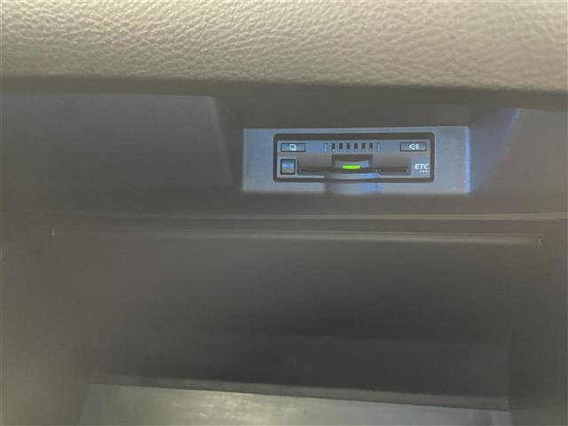 ハリアー エレガンス GRスポーツ 純正ナビ Bluetooth フルセグ CD DVD パノラマルーフ ドライブレコーダー ハーフレザーシート オートブレーキホールド パワーシート ビルトインETC バックカメラ 追従走行(15枚目)