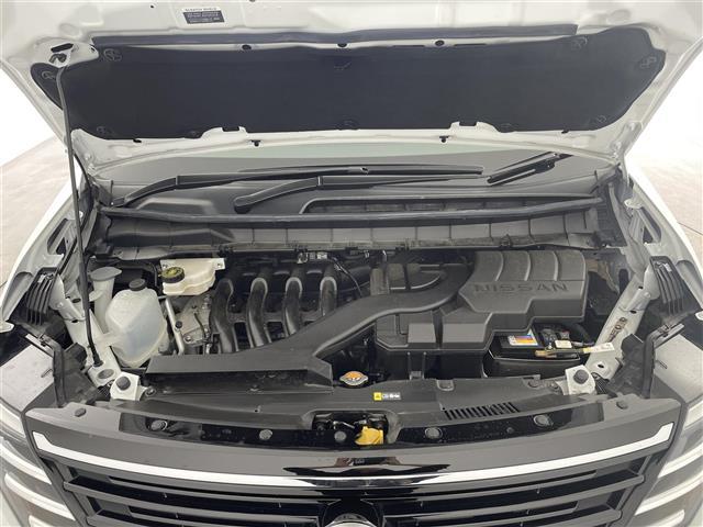 セレナ ハイウェイスターＶ　Ｖセレクション　プロパイロット　アラウンドビューモニター　デジタルインナーミラー　フリップダウンモニター　オートブレーキホールド　レーダークルーズコントロール　両側パワースライドドア　純正アルミホイール（42枚目）