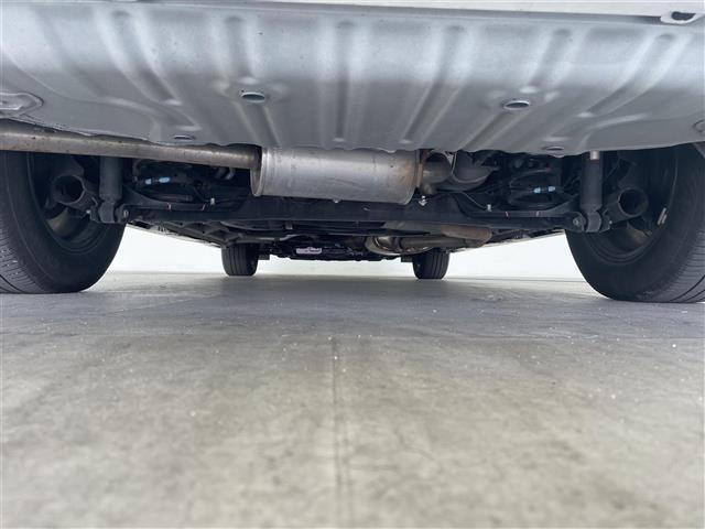 セレナ ハイウェイスターＶ　Ｖセレクション　プロパイロット　アラウンドビューモニター　デジタルインナーミラー　フリップダウンモニター　オートブレーキホールド　レーダークルーズコントロール　両側パワースライドドア　純正アルミホイール（43枚目）