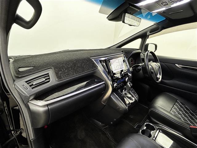 アルファード ２．５Ｓ　タイプゴールド　純正ナビ　ＣＤ　ＤＶＤ　フルセグ　モデリスタエアロ　サンルーフ　電子パーキング　衝突軽減ブレーキ　パワーバックドア　フリップダウンモニター　ＢＳＭ　デジタルインナーミラー　バックカメラ　ＥＴＣ（21枚目）