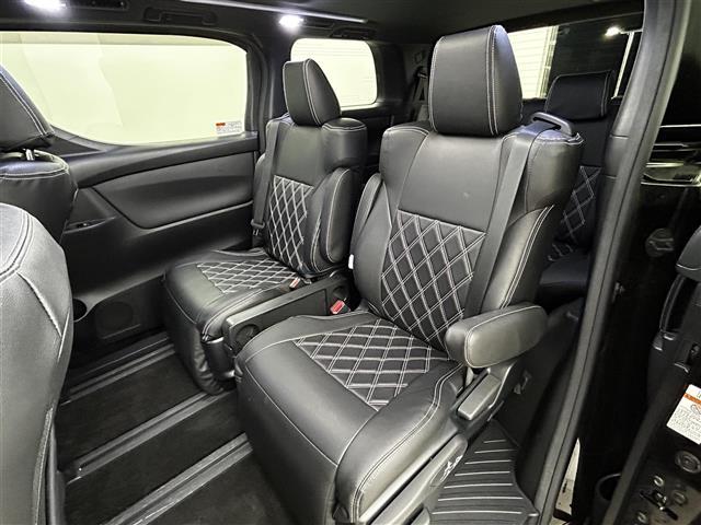 アルファード ２．５Ｓ　タイプゴールド　純正ナビ　ＣＤ　ＤＶＤ　フルセグ　モデリスタエアロ　サンルーフ　電子パーキング　衝突軽減ブレーキ　パワーバックドア　フリップダウンモニター　ＢＳＭ　デジタルインナーミラー　バックカメラ　ＥＴＣ（26枚目）