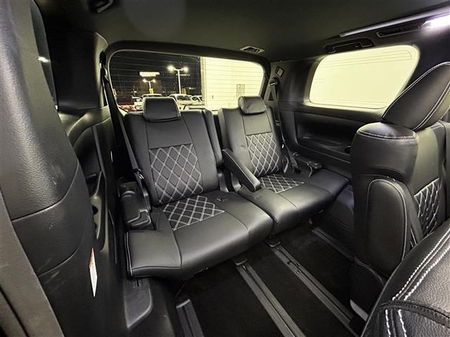 アルファード ２．５Ｓ　タイプゴールド　純正ナビ　ＣＤ　ＤＶＤ　フルセグ　モデリスタエアロ　サンルーフ　電子パーキング　衝突軽減ブレーキ　パワーバックドア　フリップダウンモニター　ＢＳＭ　デジタルインナーミラー　バックカメラ　ＥＴＣ（27枚目）