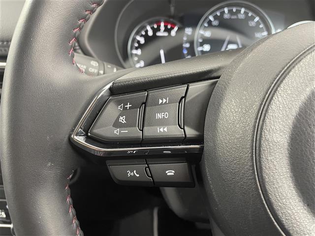 ＣＸ－５ ２０Ｓ　ブラックセレクション　ワンオーナ　ＢＯＳＥ　純正ナビ　ａｐｐｌｅ　ｃａｒ　ｐｌａｙ　全方位カメラ　運転席パワーシート　ステアリングヒーター　パワーバックドア　レーダークルーズコントロール　ハーフレザーシート（5枚目）