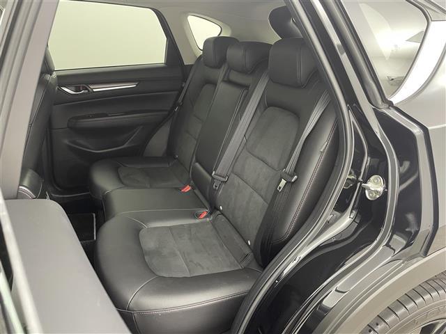 ＣＸ－５ ２０Ｓ　ブラックセレクション　ワンオーナ　ＢＯＳＥ　純正ナビ　ａｐｐｌｅ　ｃａｒ　ｐｌａｙ　全方位カメラ　運転席パワーシート　ステアリングヒーター　パワーバックドア　レーダークルーズコントロール　ハーフレザーシート（27枚目）