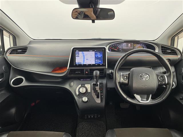 シエンタ Ｇ　クエロ　純正ナビ　モデリスタエアロ　全方位カメラ　ＥＴＣ　シートヒーター　ステアリングヒーター　ステアリングスイッチ　オートハイビーム　両側パワースライドドア　レーンキープアシスト　衝突ケイゲンブレーキ（2枚目）