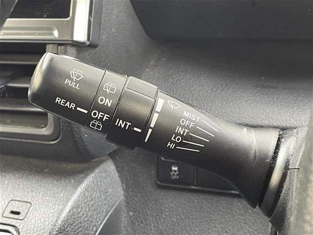 シエンタ Ｇ　クエロ　純正ナビ　モデリスタエアロ　全方位カメラ　ＥＴＣ　シートヒーター　ステアリングヒーター　ステアリングスイッチ　オートハイビーム　両側パワースライドドア　レーンキープアシスト　衝突ケイゲンブレーキ（8枚目）